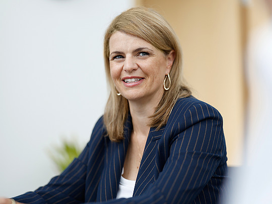 Portraitbild von Katrin Staffler